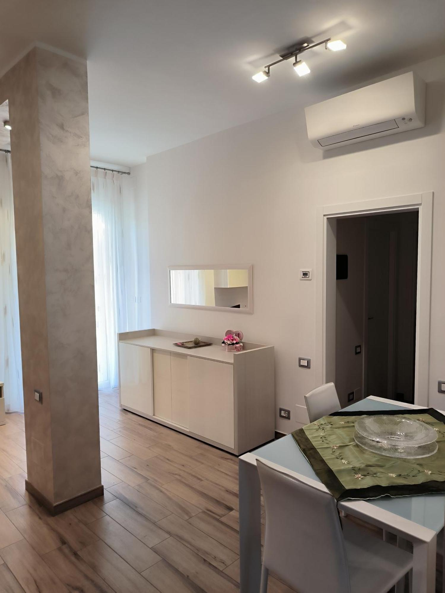アンツォーラ・デッレミーリアCarla' S Houseアパートメント エクステリア 写真